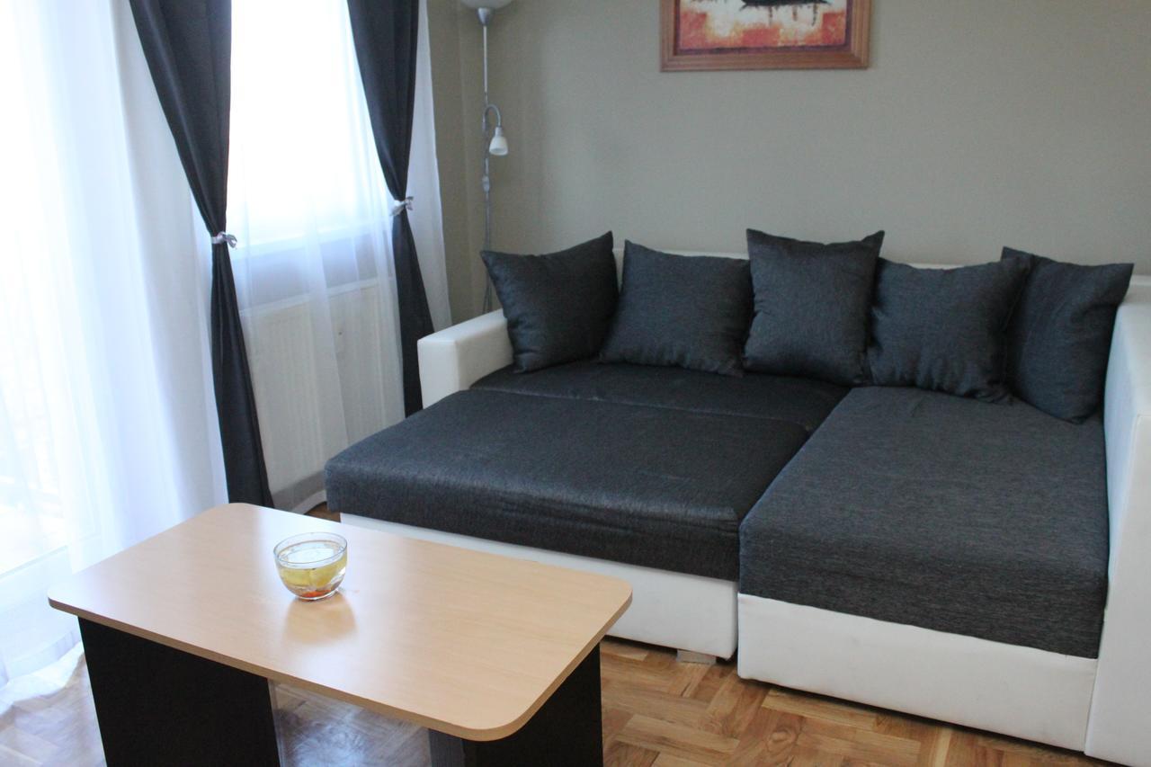 Sun Apartments Суботиця Екстер'єр фото